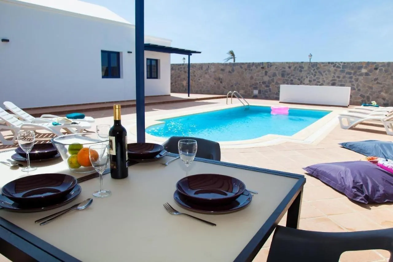 Vivienda Vacacional Rubicon I Playa Blanca  Spain
